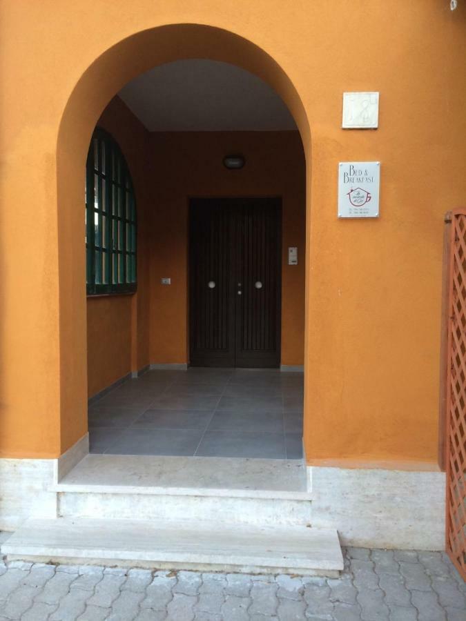 B&B La Veranda Di Gio Torrimpietra Екстер'єр фото