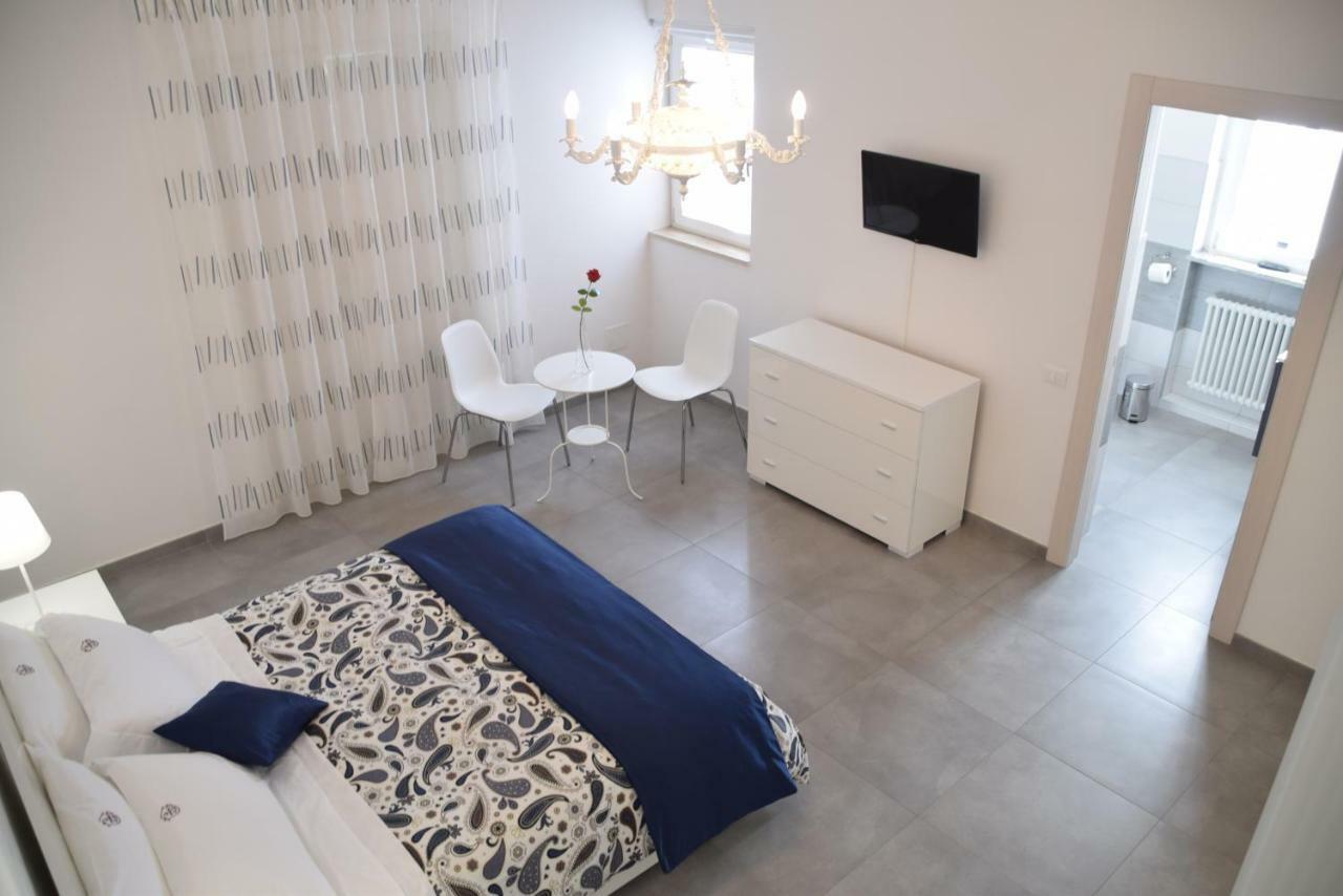 B&B La Veranda Di Gio Torrimpietra Екстер'єр фото